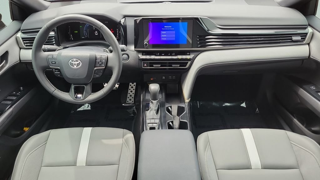 Certified Used 2025  Toyota SE image 11