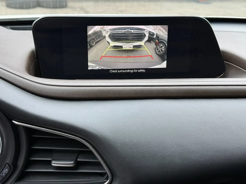 Used 2021  Mazda Premium image 18