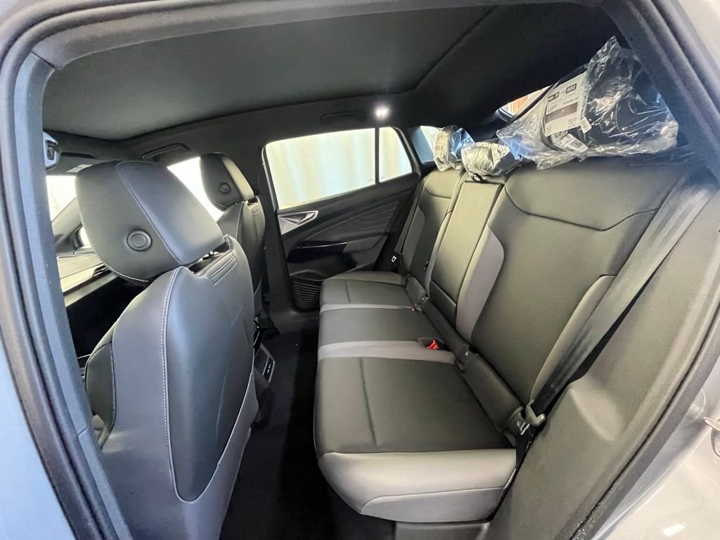 New 2025 Silver Volkswagen Pro S image 21