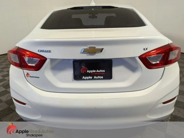 Used 2018 White Chevrolet LT image 6