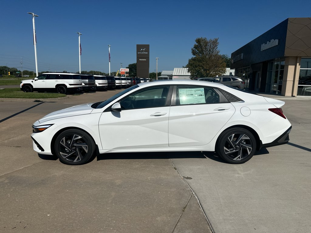 New 2026 Serenity White Hyundai Limited image 9
