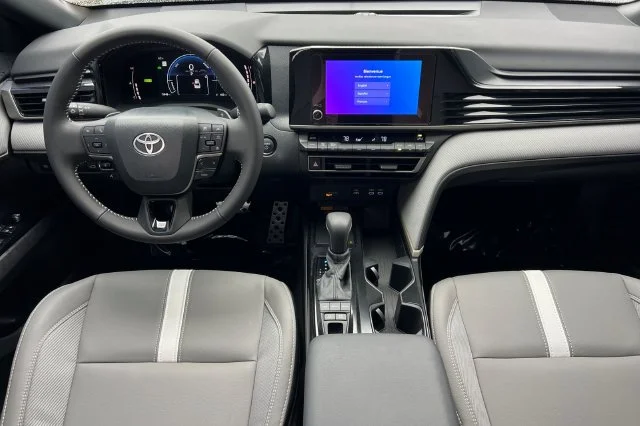 Used 2026  Toyota SE image 15
