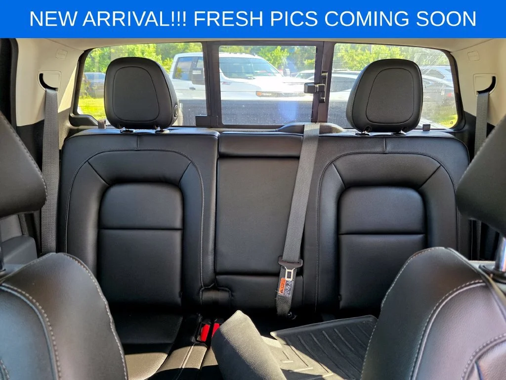 Used 2018 SUMMIT WHITE Chevrolet 4WD Z71 image 12