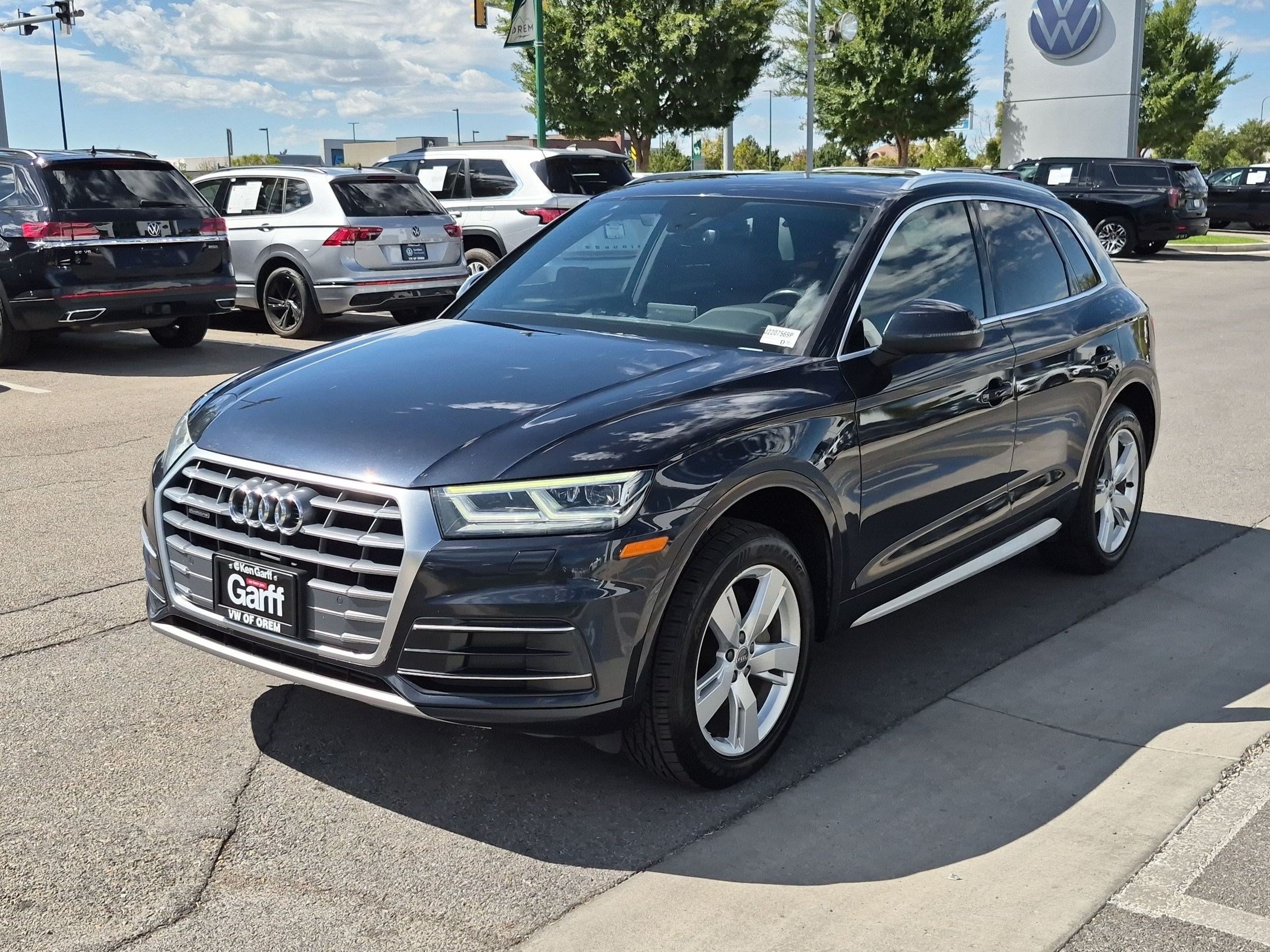 Used 2018 Moonlight Blue Audi Premium Plus image 7