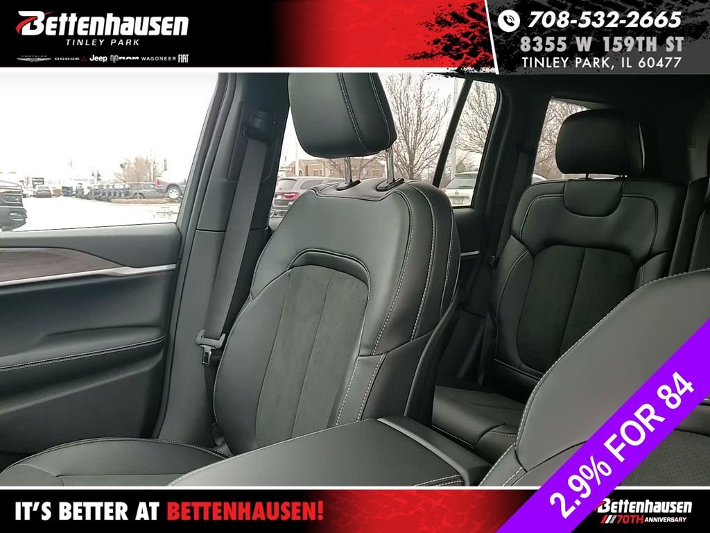 New 2026 Baltic Gray Metallic Clear-Coat Exterior Paint Jeep Altitude image 23