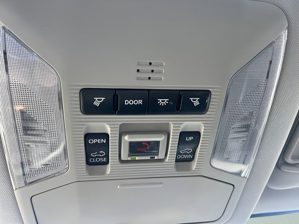 Used 2021 Silver Sky Metallic Toyota XLE Premium image 31