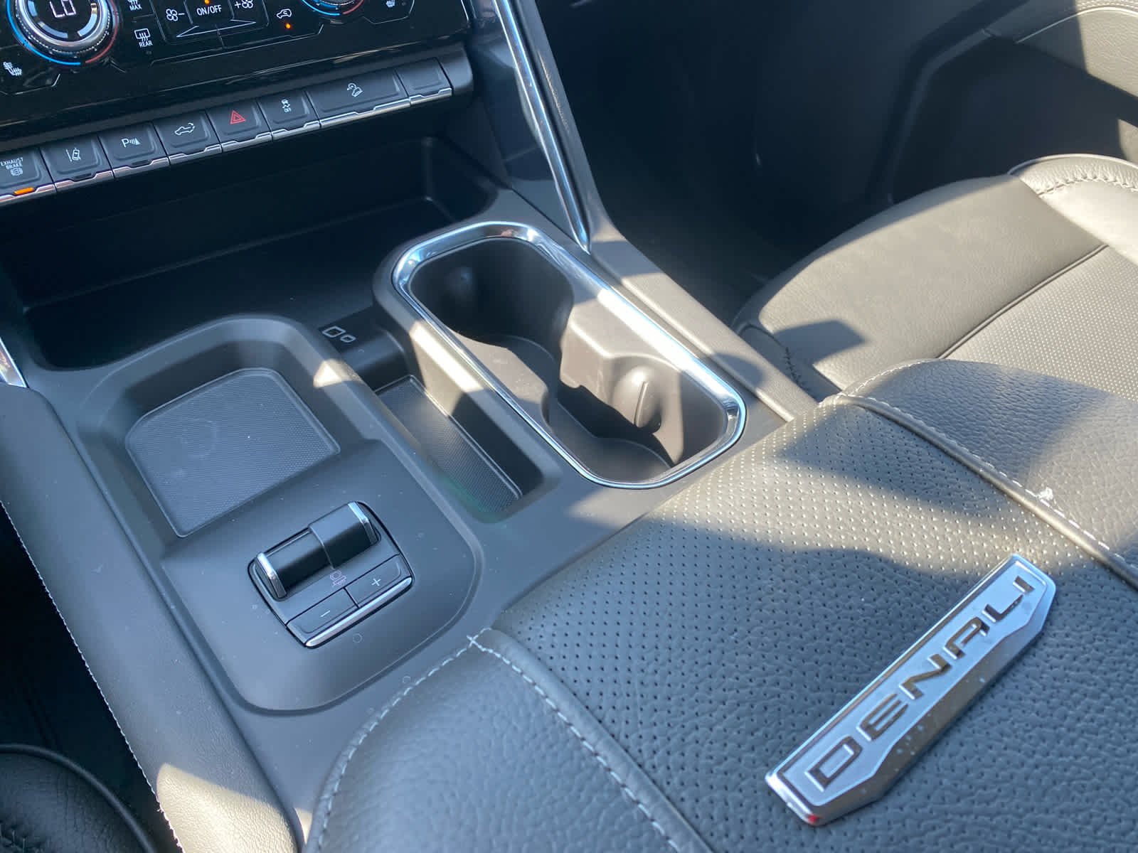 2026 GMC Sierra 2500HD Denali - Photo 19