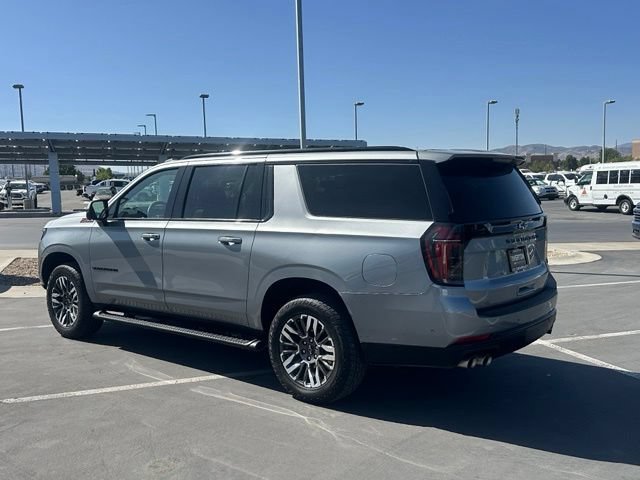 2025 Chevrolet Suburban Z71 - Photo 3