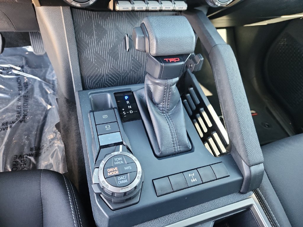 2025 Toyota Tacoma TRD Off Road - Photo 18