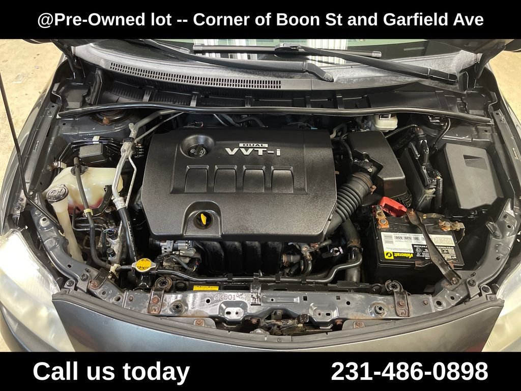 Used 2010 Gray Toyota LE image 3