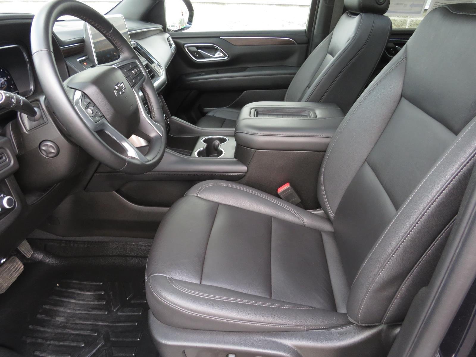 Used 2023 Midnight Blue Metallic Chevrolet Z71 image 18