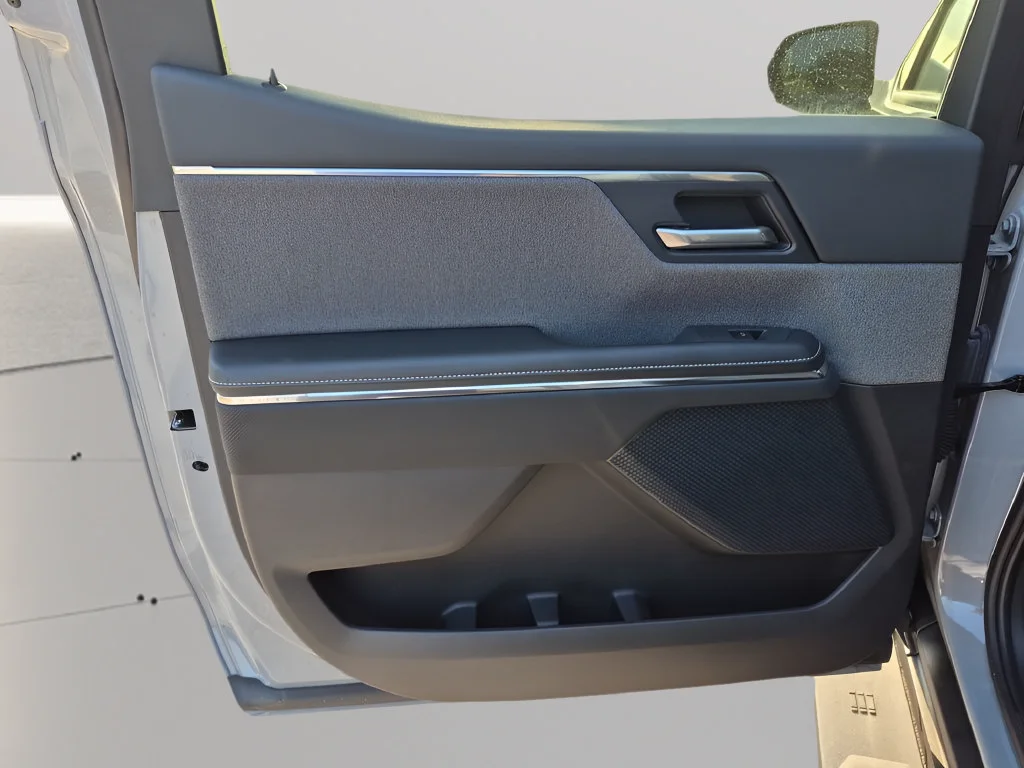 2026 GMC Sierra EV Elevation - Photo 31