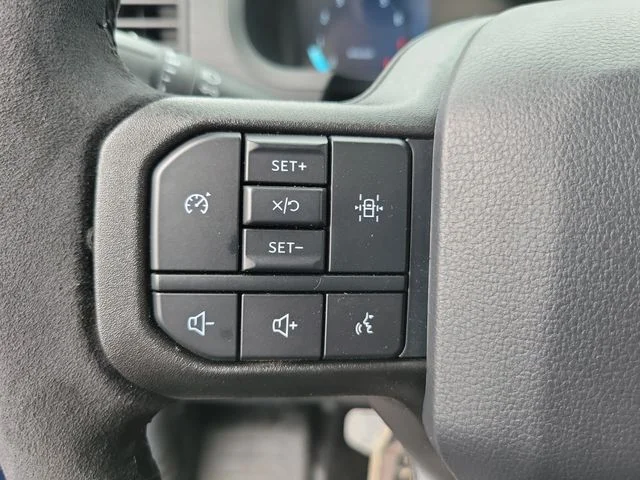 New 2025 Atlas Blue Metallic Ford XL image 31