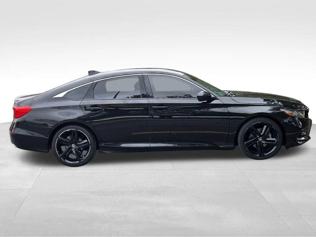 Used 2019 Black Honda Sport image 10