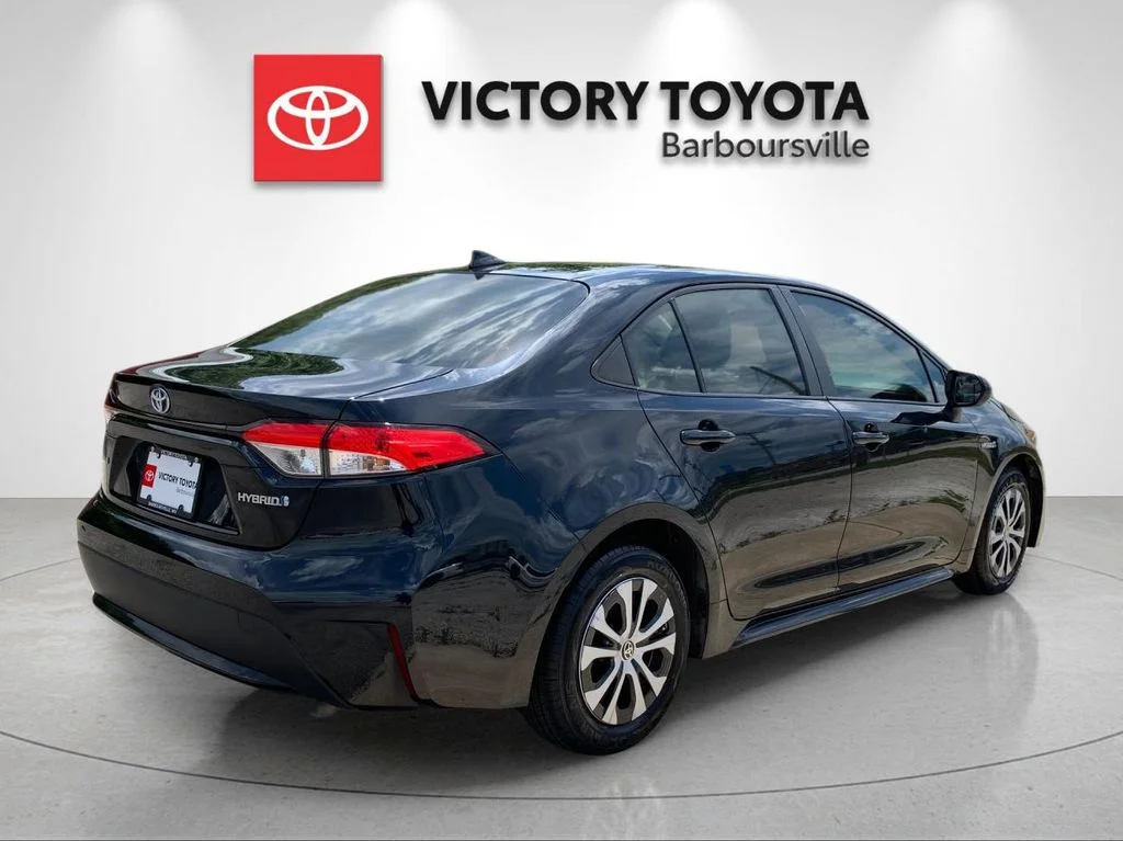 Used 2021 Black Toyota LE image 7