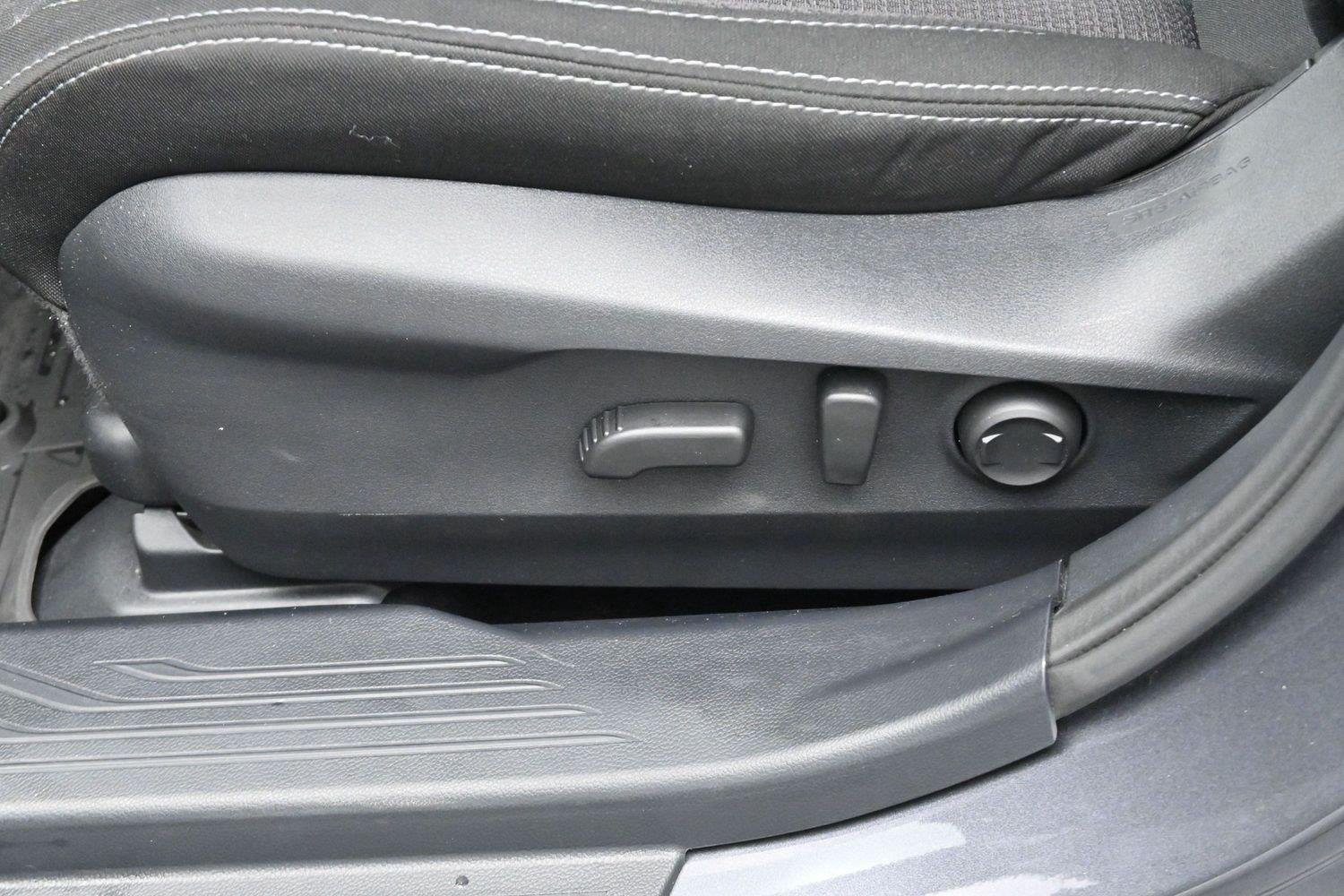 Used 2022 Magnetite Gray Metallic Subaru Premium image 14