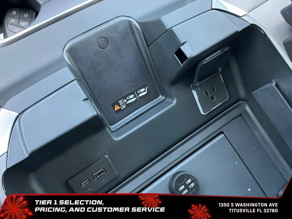 New 2026 Sterling Metallic GMC SLT image 33