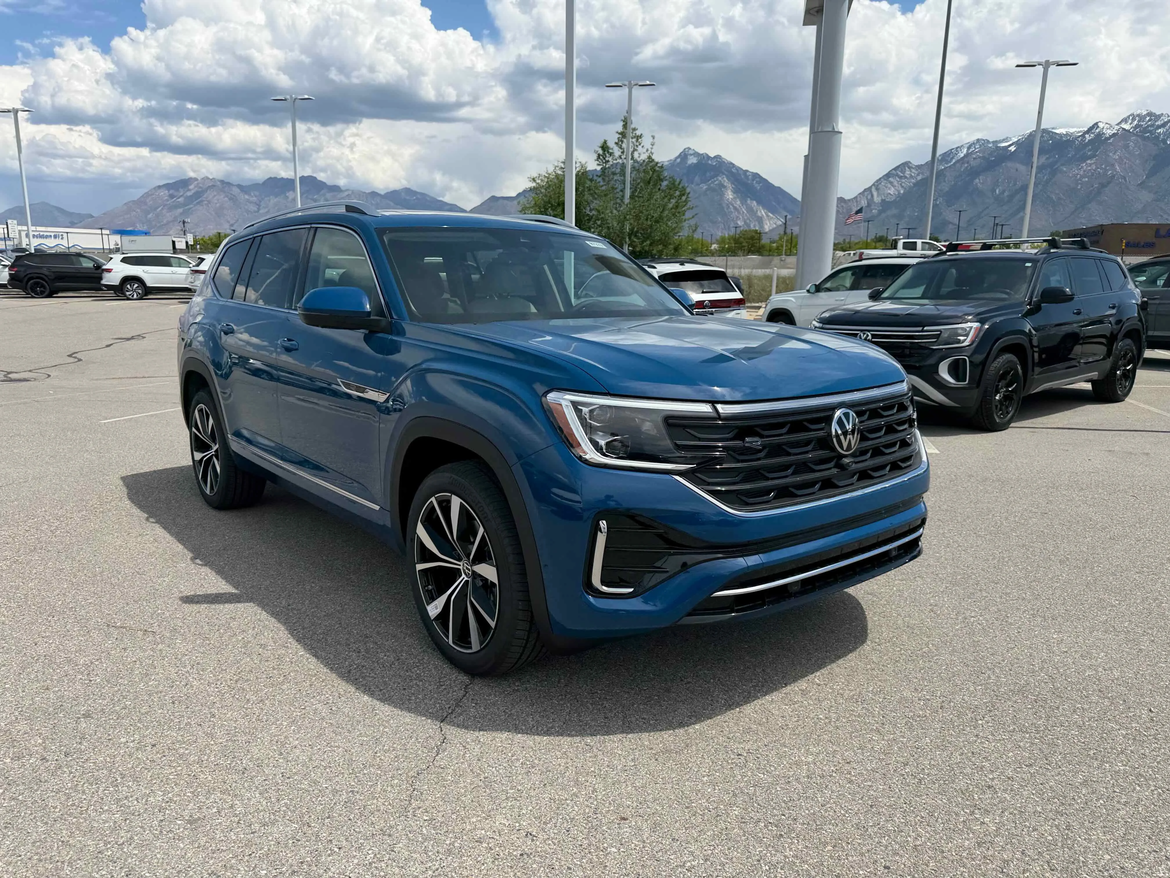 New 2026 Blue Volkswagen 2.0T SEL Premium R-Line image 9