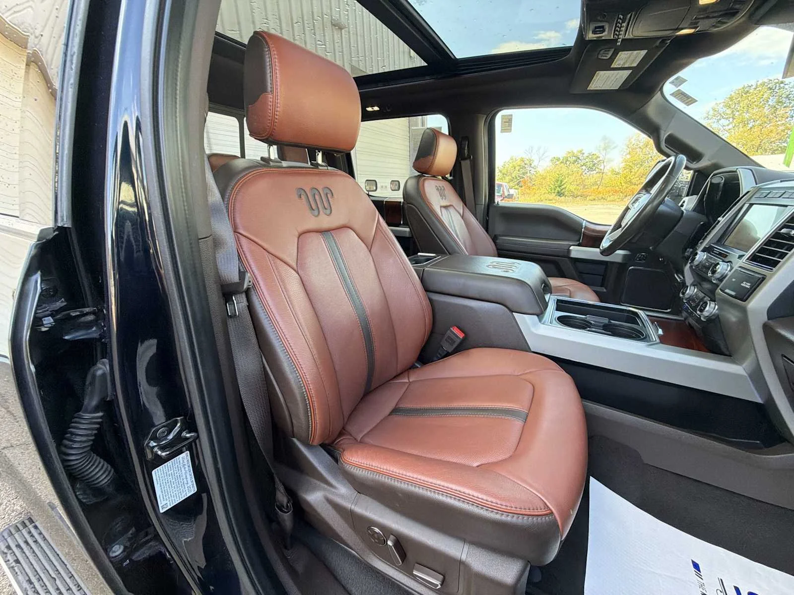 Used 2021 Antimatter Blue Metallic Ford King Ranch image 25