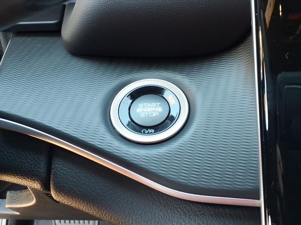 2025 Jeep Grand Cherokee Laredo - Photo 13