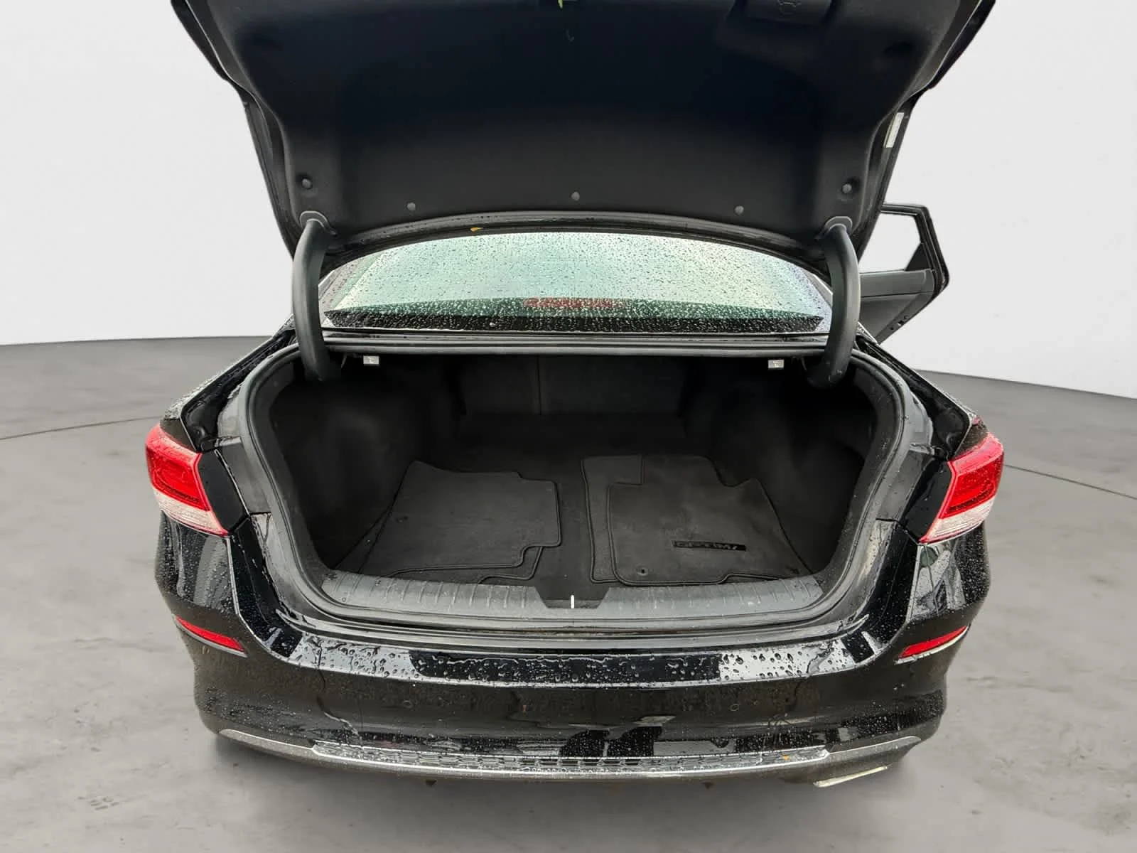 Used 2020 Ebony Black Kia LX image 25