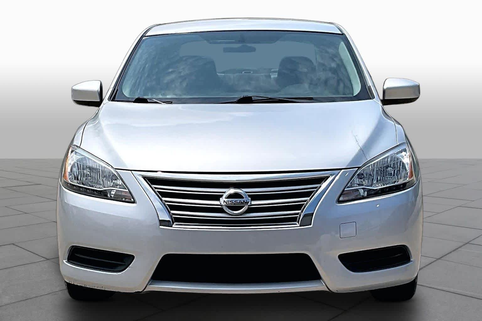 Used 2014 Brilliant Silver Nissan SV image 4