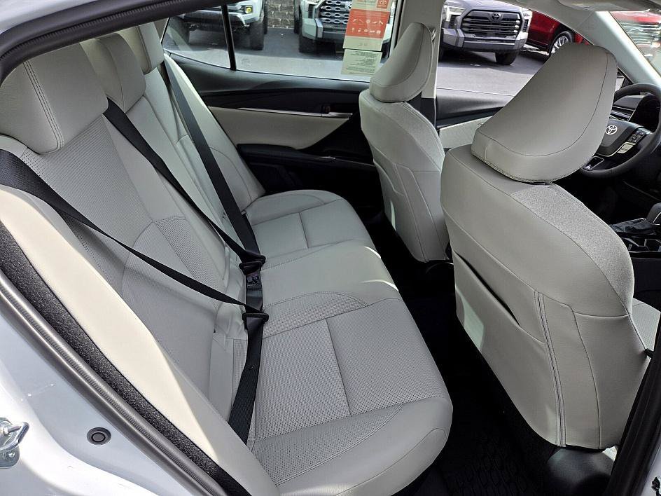 2026 Toyota Camry XLE - Photo 16