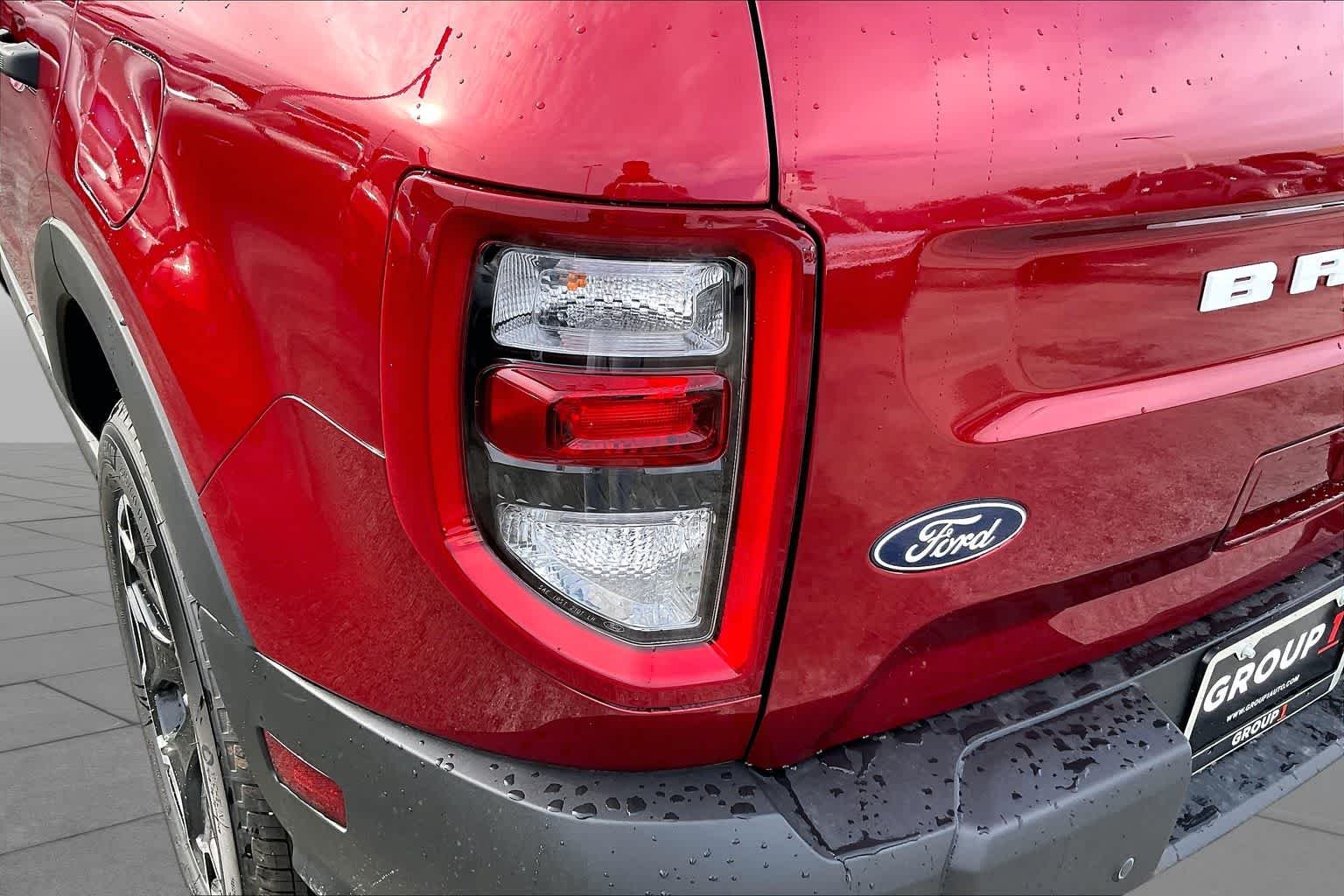 New 2026 Ruby Red Metallic Tinted Clearcoat Ford Outer Banks® image 11