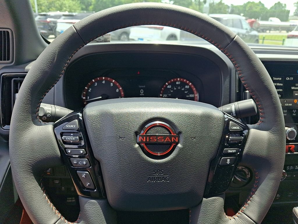 2026 Nissan Frontier — photo 13