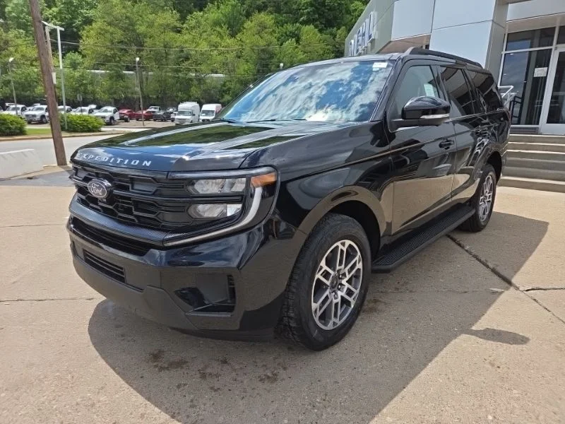 New 2026 Agate Black Metallic Ford Active image 3