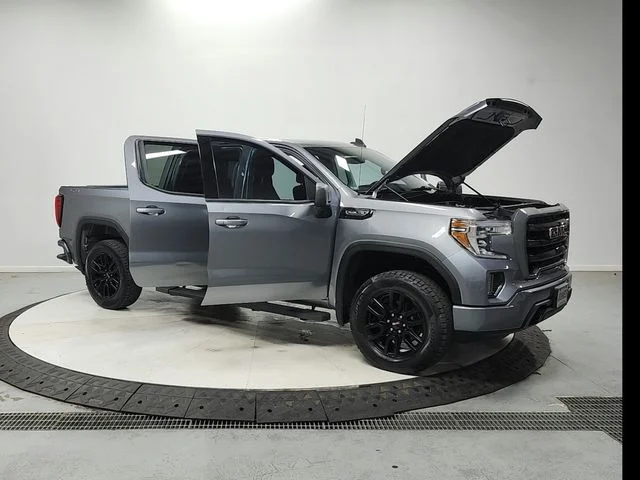Used 2020 Gray GMC Elevation image 10