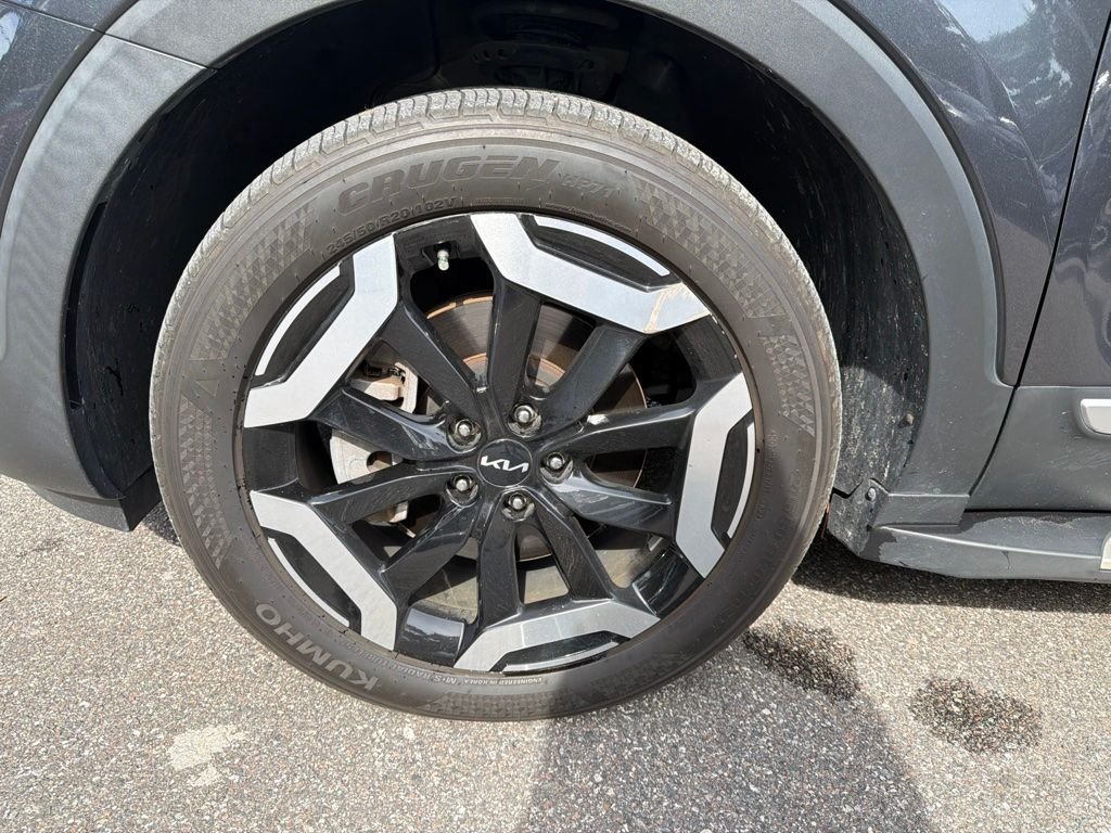 Certified Used 2023 Gray Kia S image 26