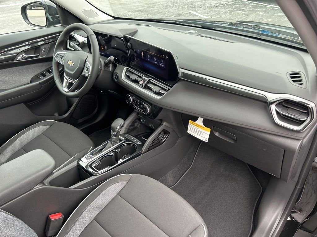 New 2026 Mosaic Black Metallic Chevrolet LT image 49