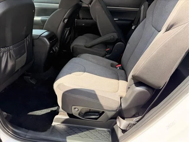 Used 2020 White Hyundai SEL image 9