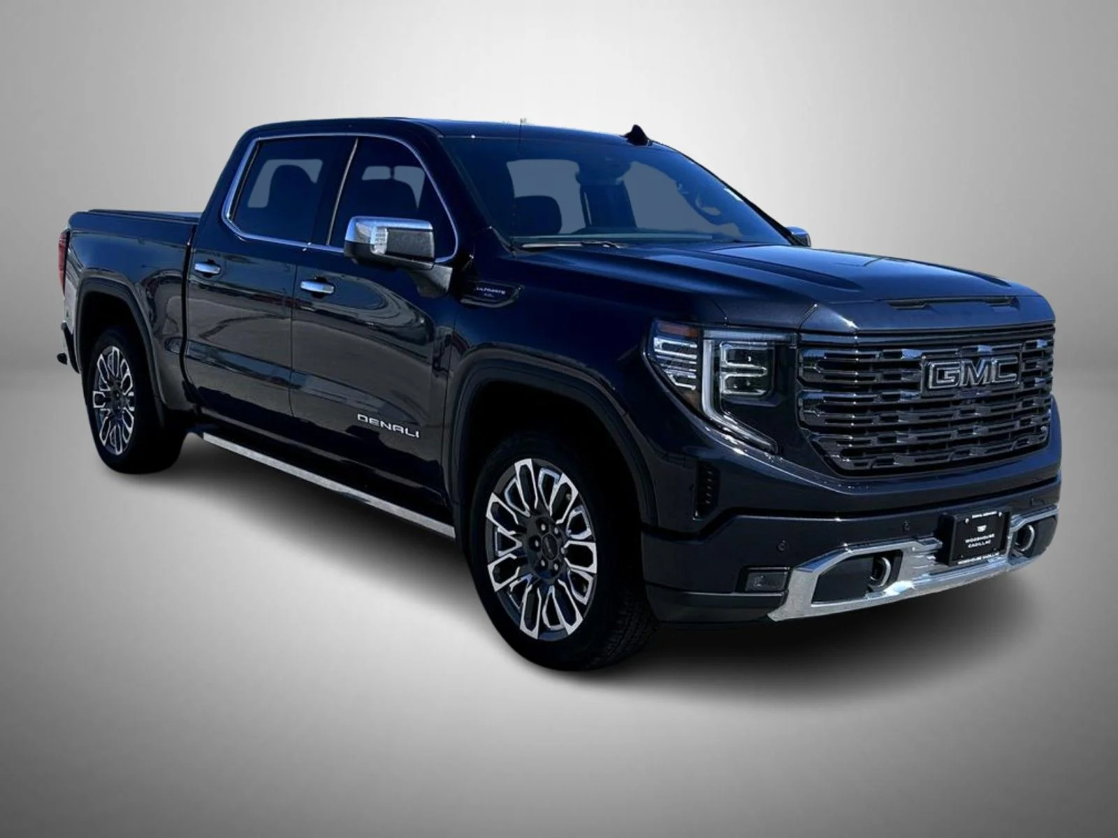 Used 2024 Silver GMC Denali Ultimate image 3