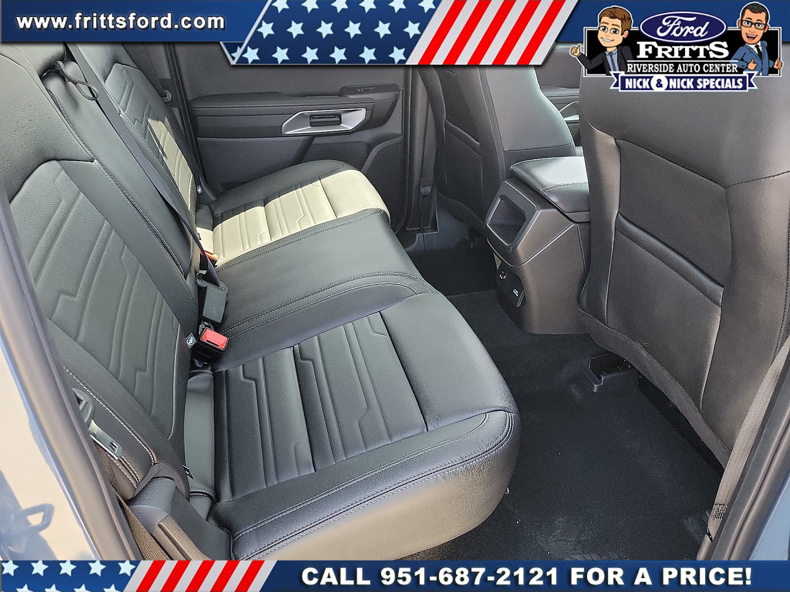 New 2025 Azure Gray Metallic Tri-coat Ford LARIAT® image 19