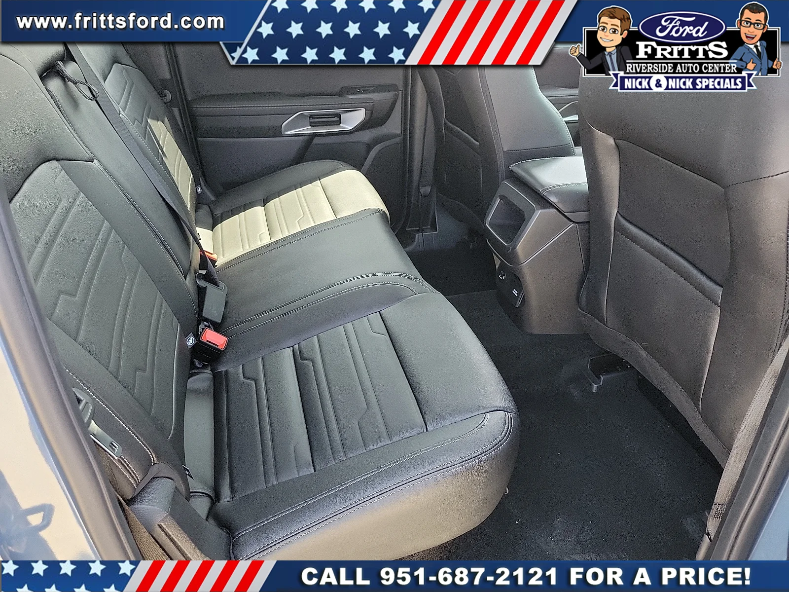 New 2025 Azure Gray Metallic Tri-coat Ford LARIAT® image 19