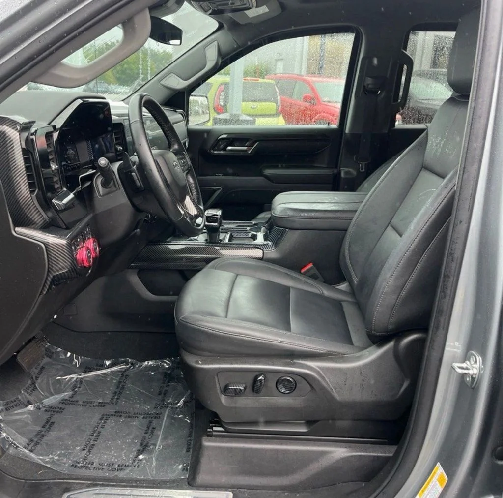 Used 2025 Gray Chevrolet RST image 9