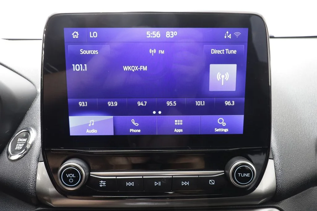 Used 2021 Smoke Metallic Ford SE image 9