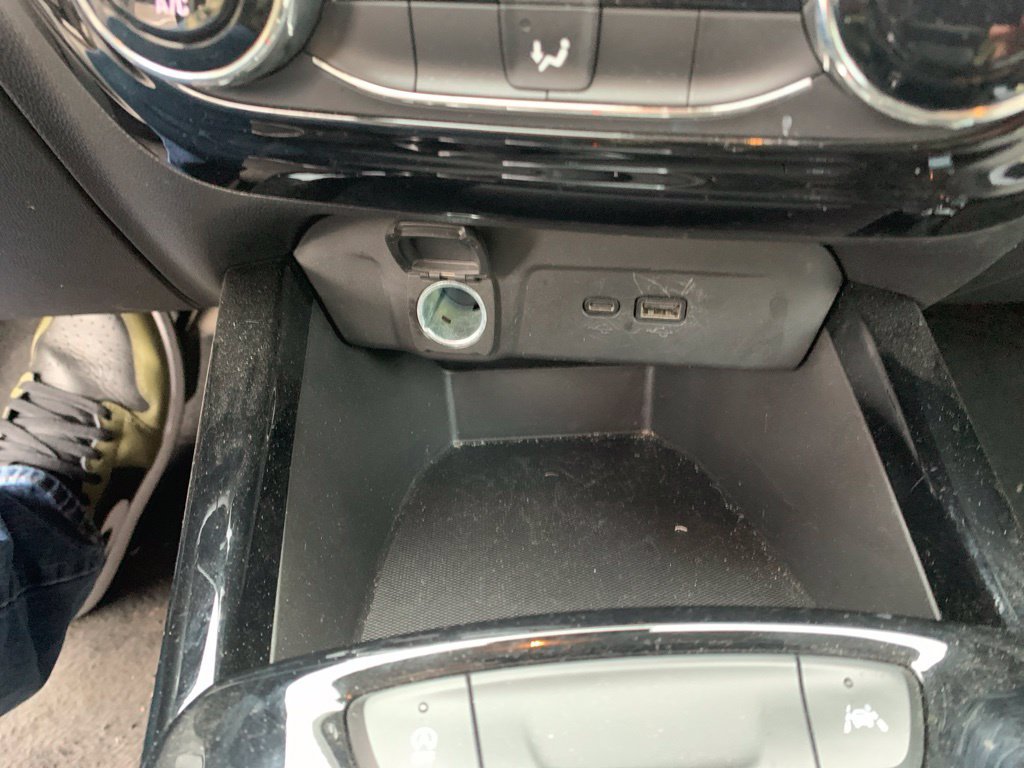 Used 2025 Black Chevrolet LT image 19