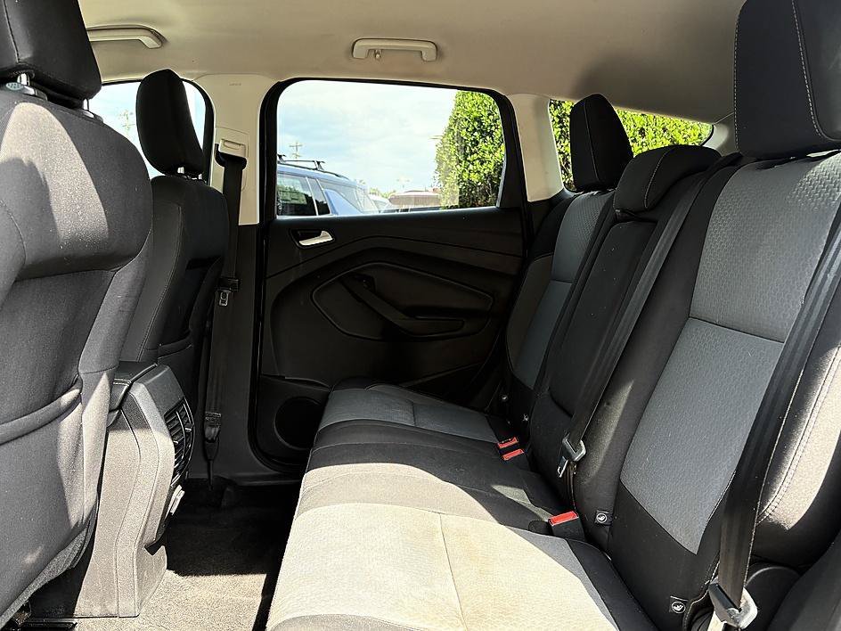Used 2018 Magnetic Ford SE image 10