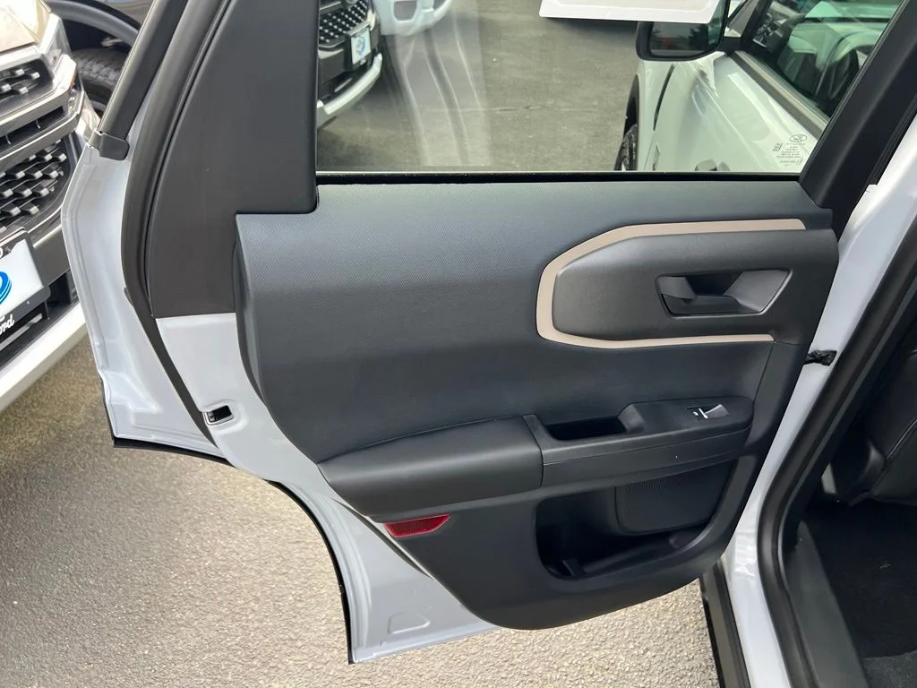 New 2026 Space White Metallic Ford Big Bend® image 15