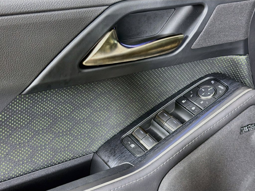 Used 2026 Silver Lexus 550 Overtrail+ image 18