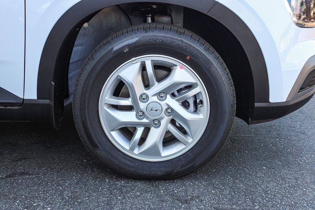 New 2026 White Hyundai SE image 12