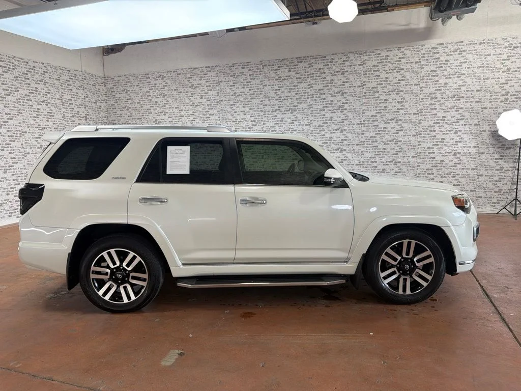 Used 2020 Blizzard Pearl Toyota Limited image 8