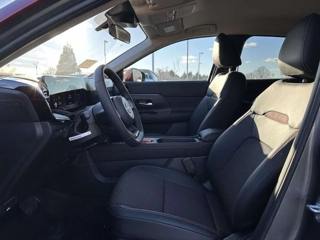 2026 Nissan KICKS SR - Photo 16