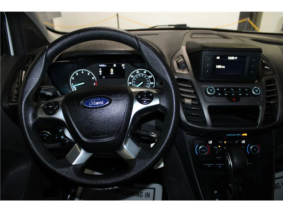 Used 2022 White Ford XL image 30
