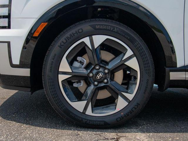 New 2026 White Hyundai Limited AWD image 4