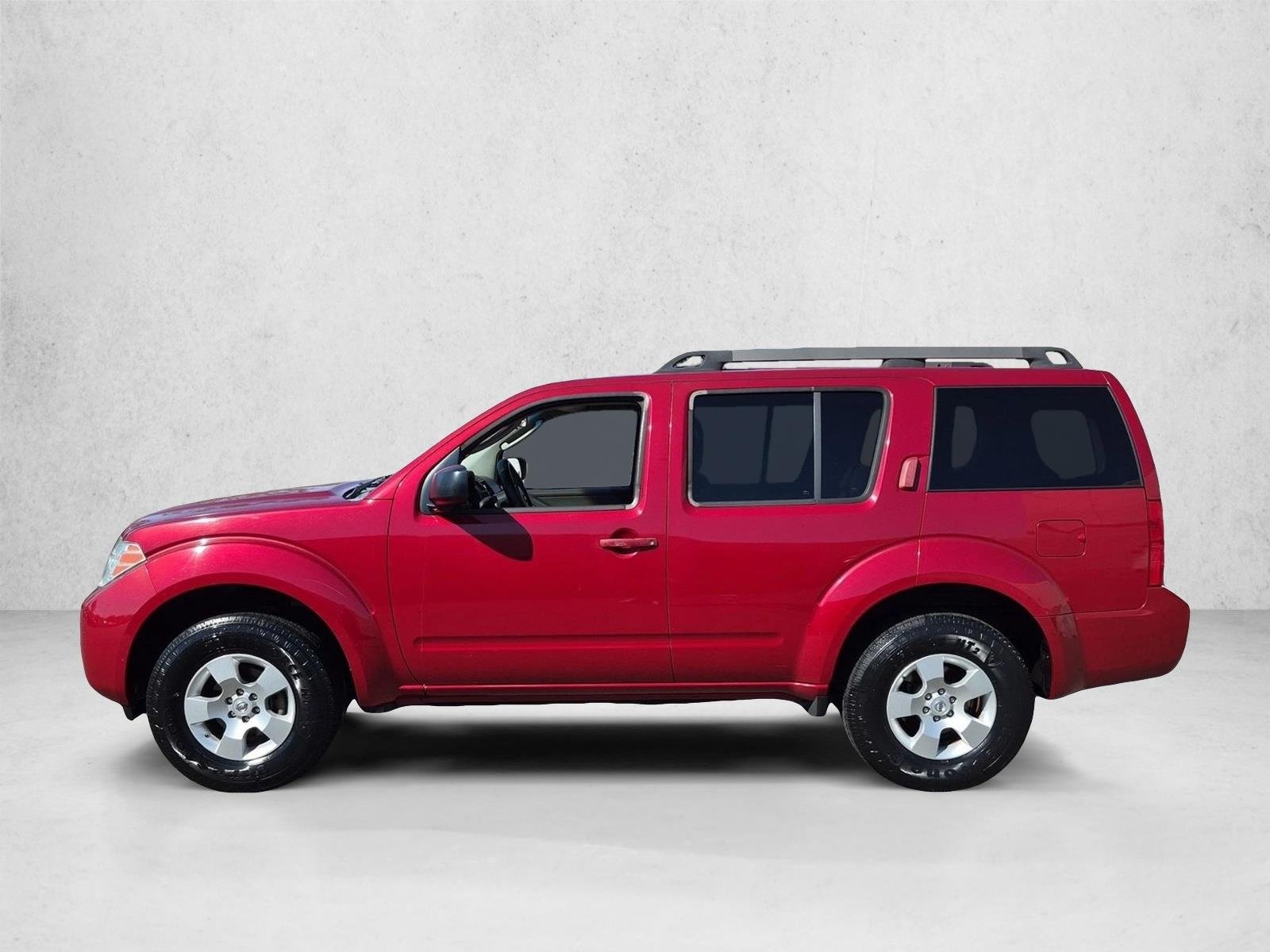 Used 2009 Red Brick Nissan S image 9