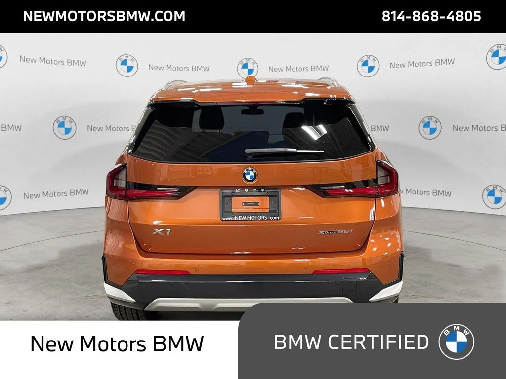 Used 2024 Orange Metallic BMW xDrive28i image 4